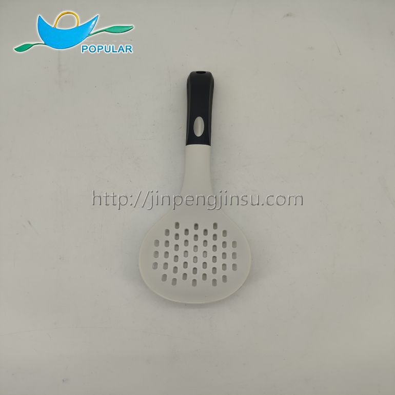 Set of 5 silicone kitchen utensils