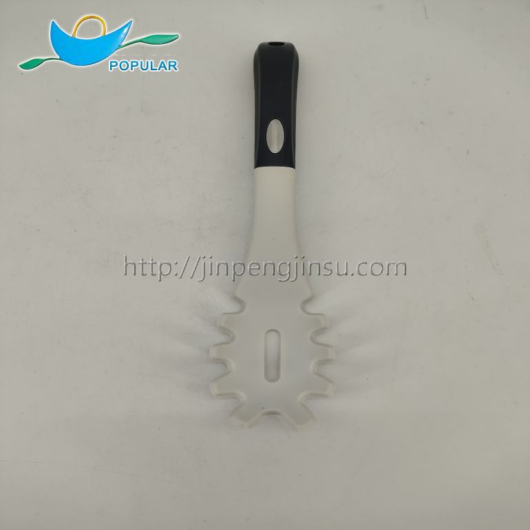 Set of 5 silicone kitchen utensils