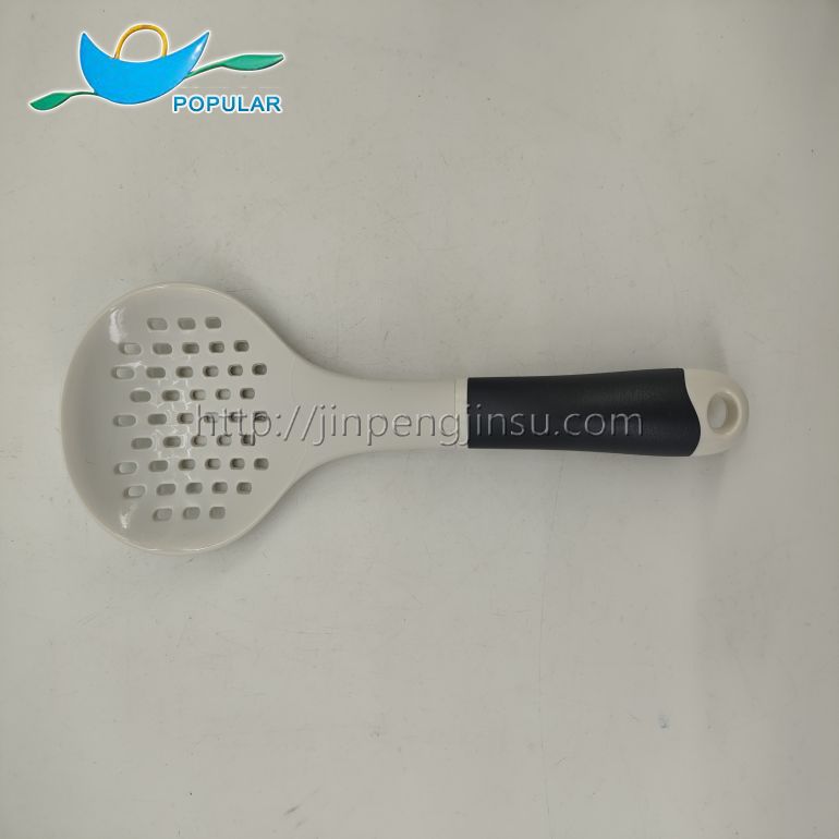 Set of 5 silicone kitchen utensils