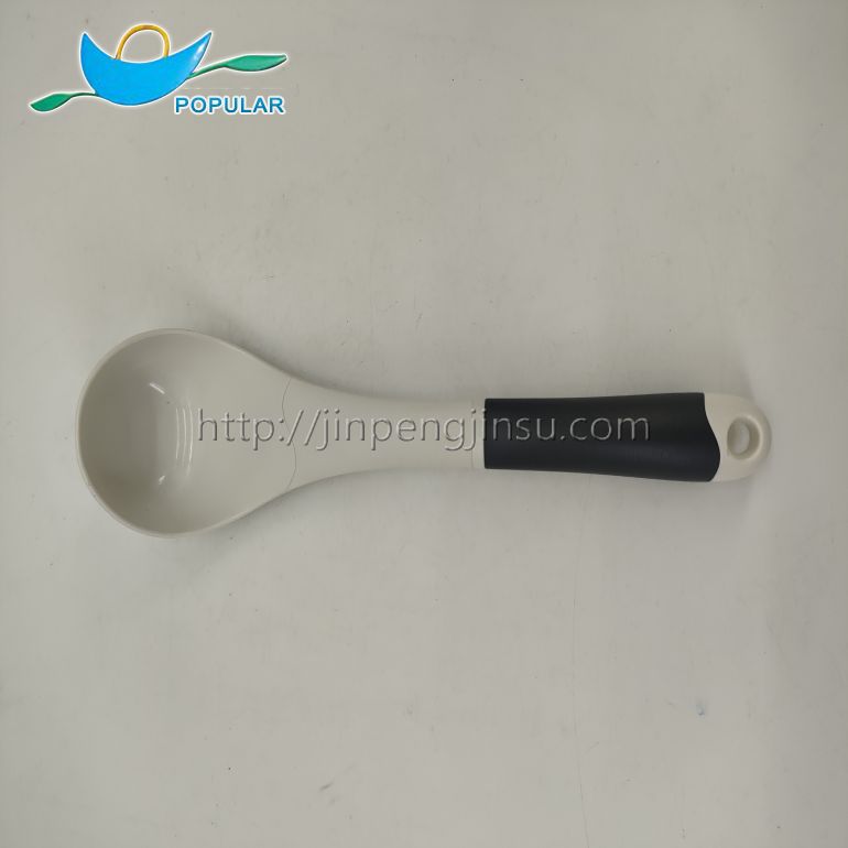 Set of 5 silicone kitchen utensils