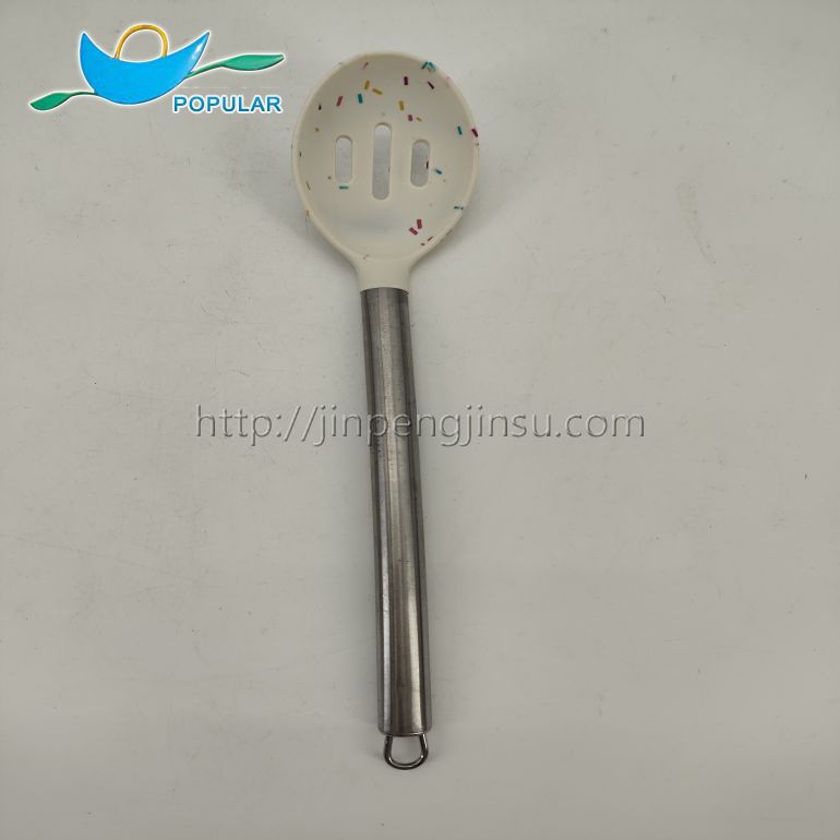 Set of 8 silicone kitchen utensils