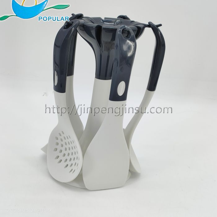 Set of 5 silicone kitchen utensils