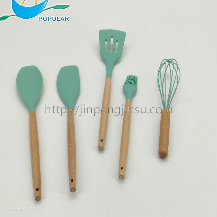 set of 5 wood handle silicone kitchen utensils 