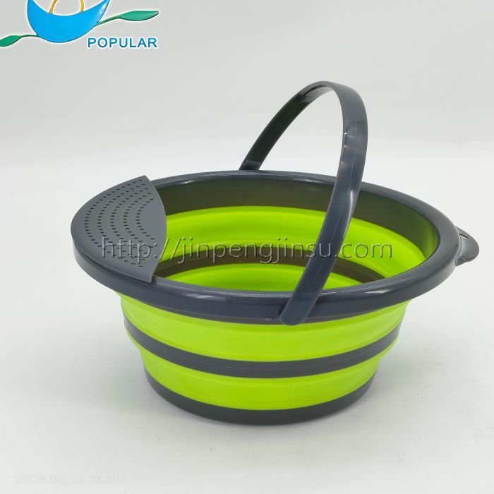 Folding bucket